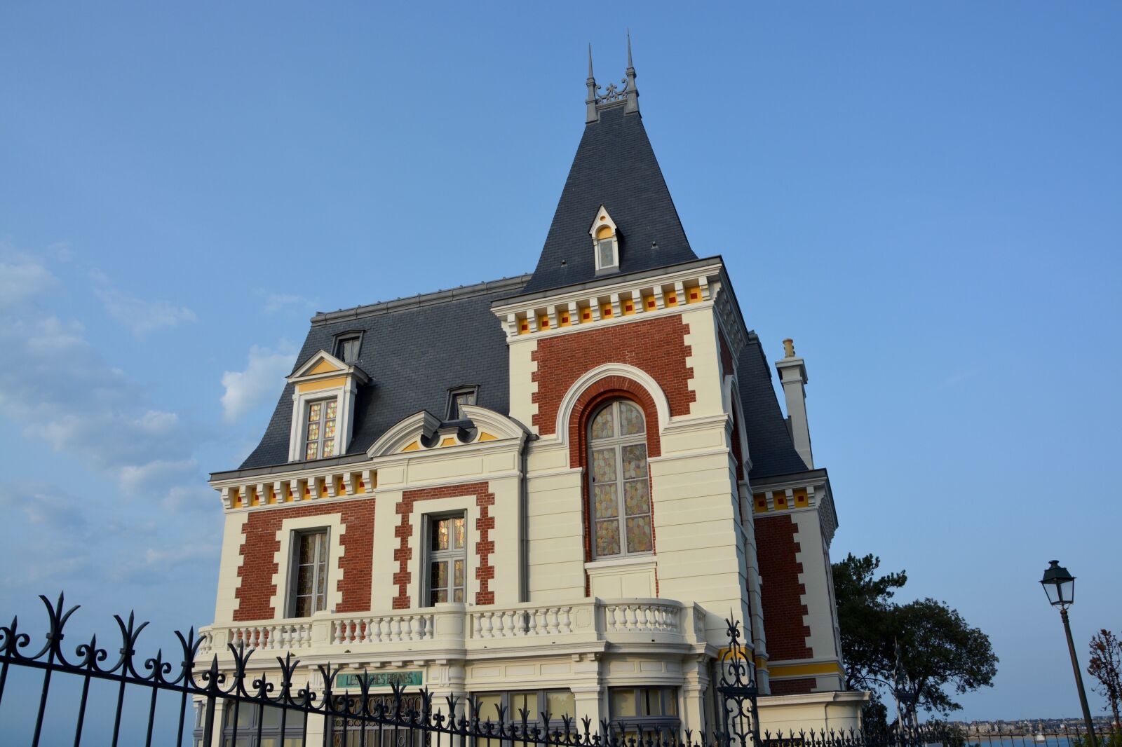 Nikon D5200 sample photo. Villa, remains, bourgeois house photography