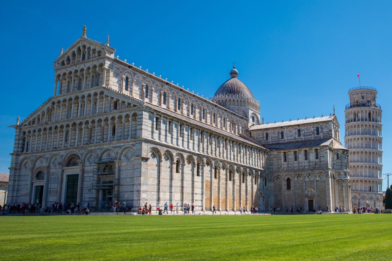 Canon EOS 5D Mark IV sample photo. Pisa, italy, most photography