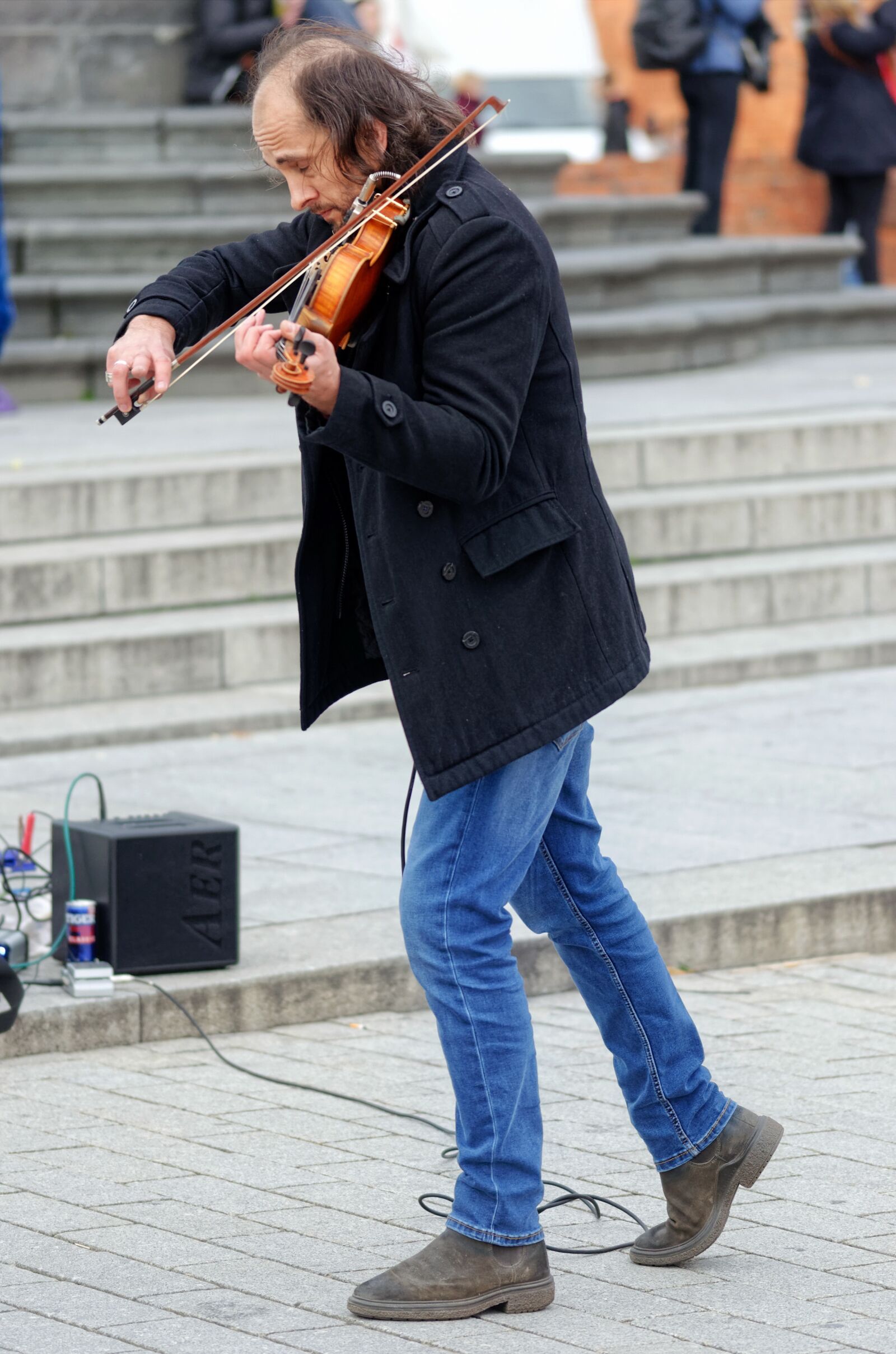 Nikon D5100 sample photo. Man, adult, interpreting photography