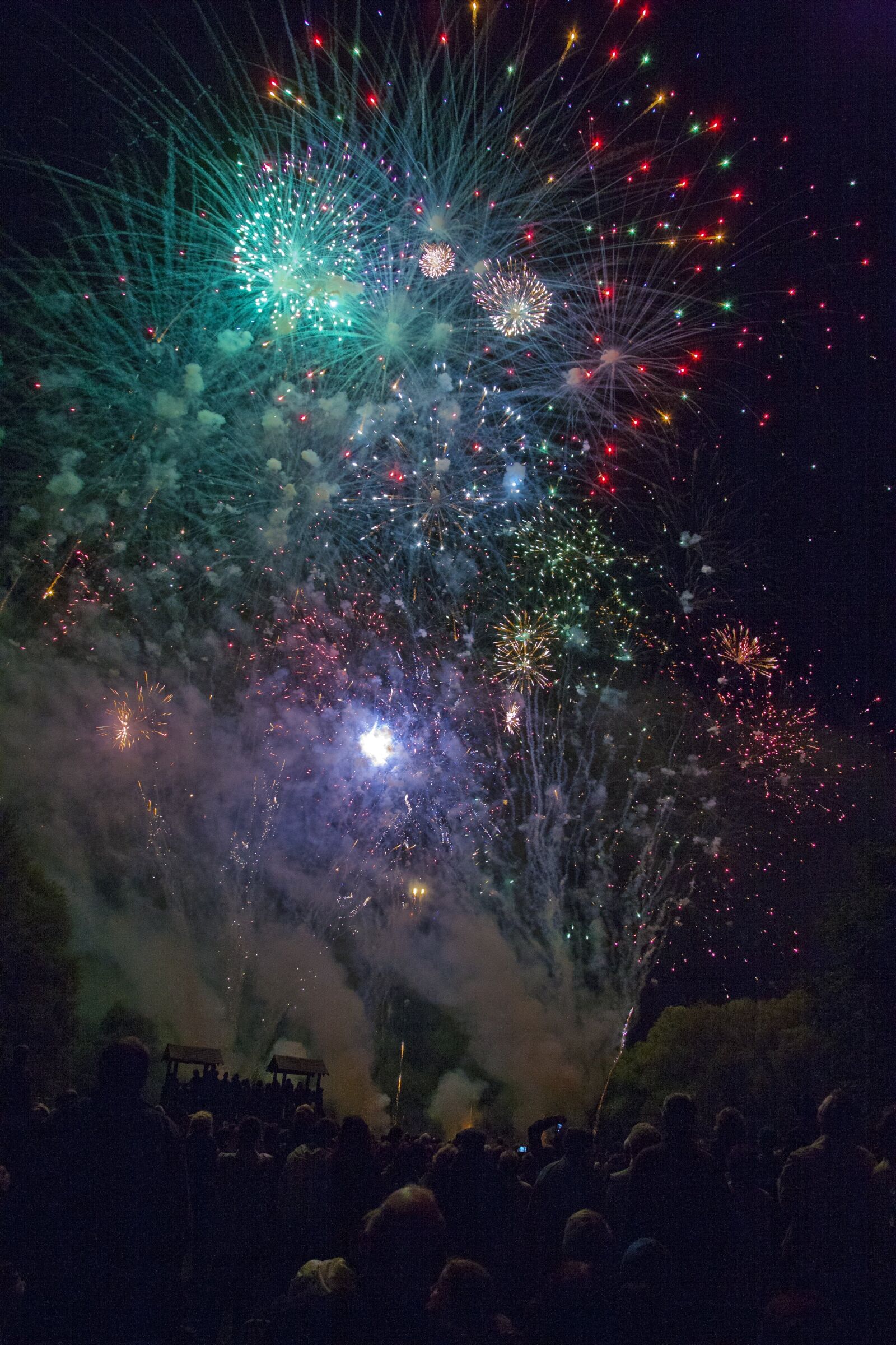 Canon EOS 5D + Canon EF 24-105mm F4L IS USM sample photo. Fireworks, 14 juillet photography