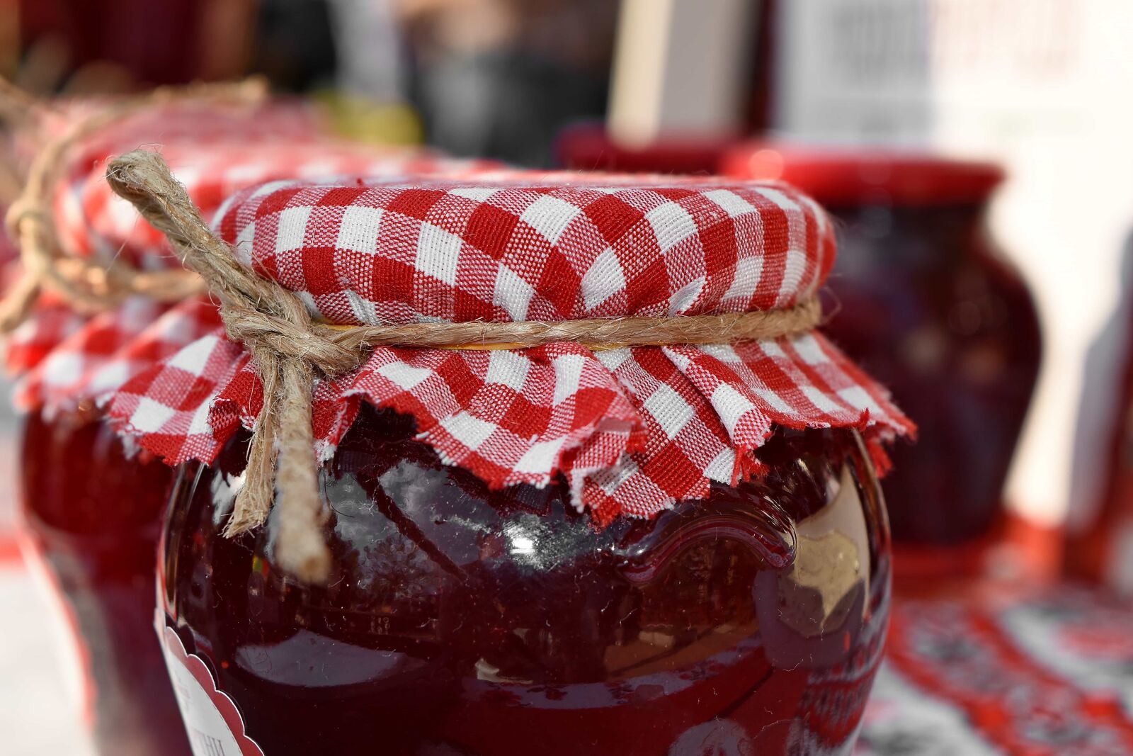 Nikon D5500 sample photo. Gelatin, handmade, jam, jar photography