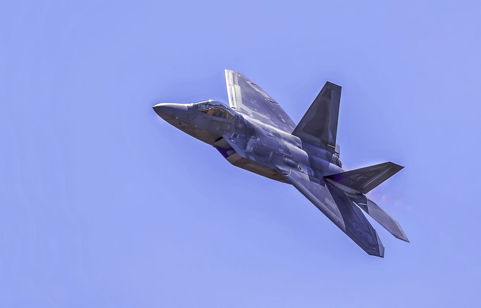 Canon EOS-1D X Mark II + Canon EF 100-400mm F4.5-5.6L IS II USM sample photo. F-22a raptor, fighter aircraft photography