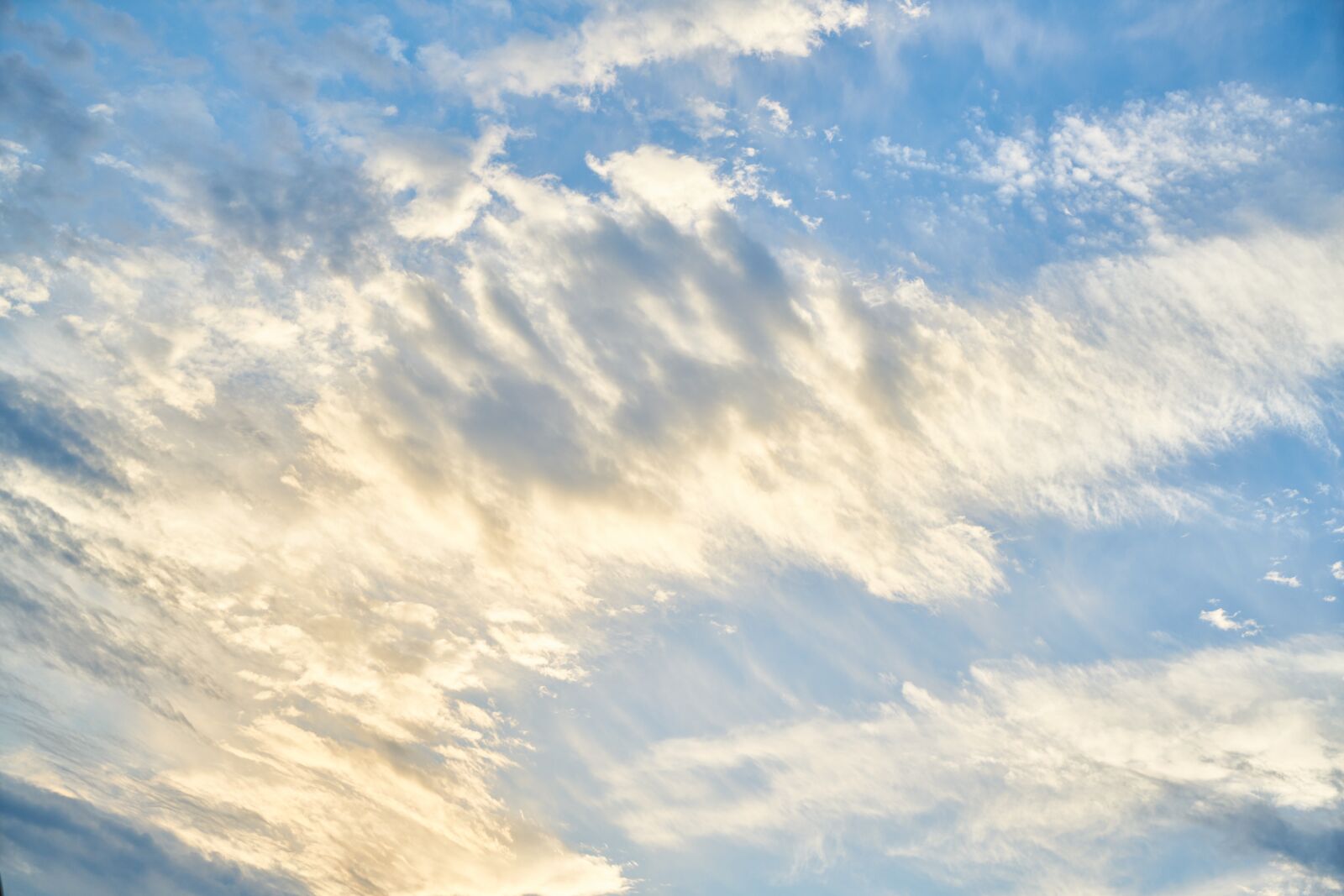 Sony a7R II sample photo. Cloud, sky, solar photography
