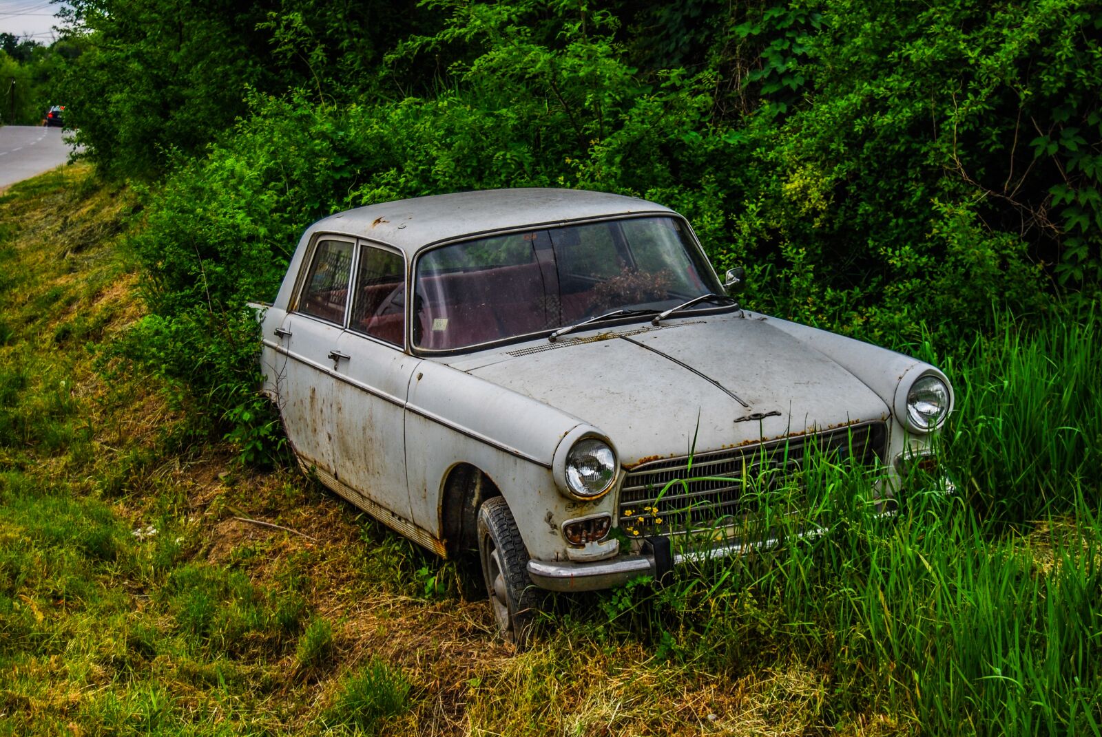 Nikon D60 sample photo. Car, old car, peugeot photography