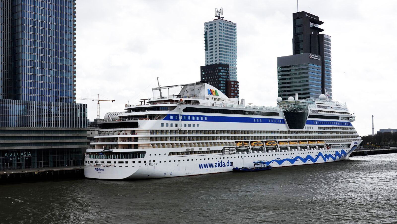 Sony Cyber-shot DSC-RX100 VI sample photo. Cruise ship, cruise, rotterdam photography