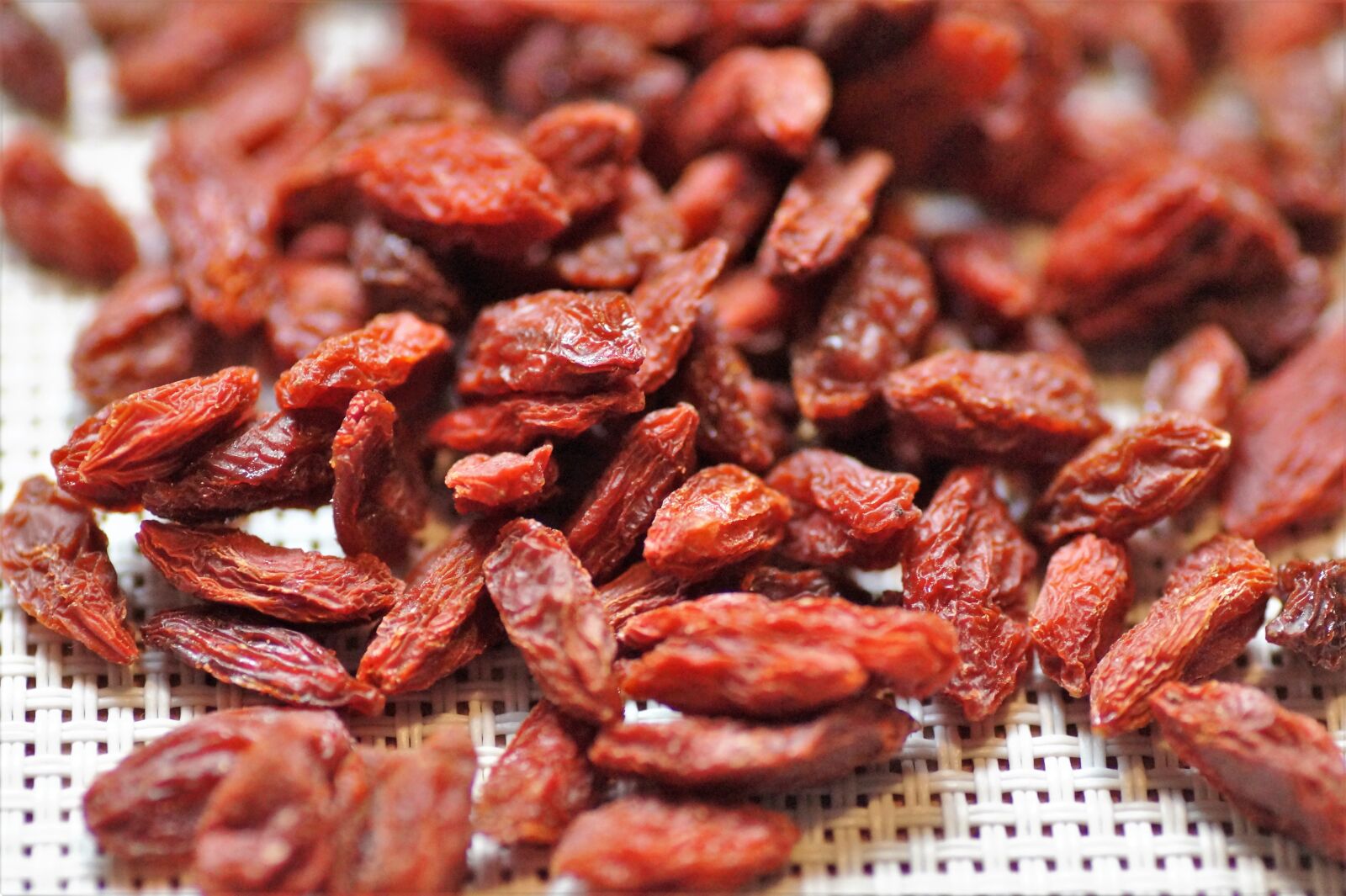 Sony SLT-A58 sample photo. Goji, berry, dried photography