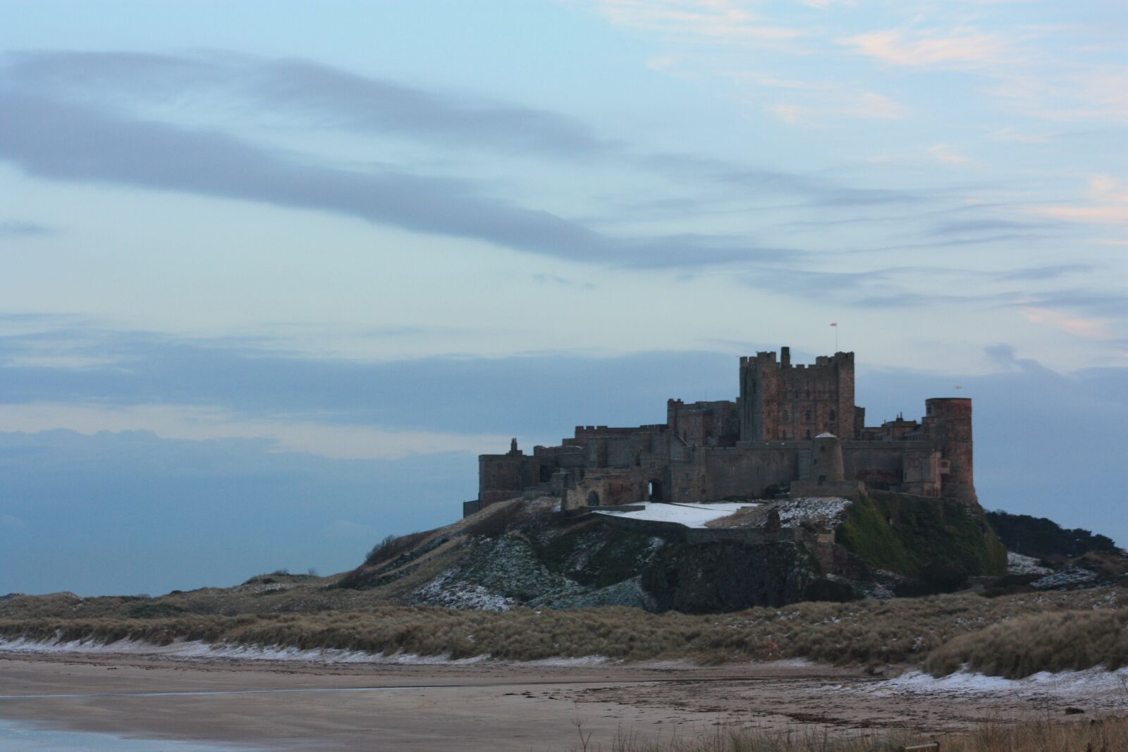 Canon EOS 450D (EOS Rebel XSi / EOS Kiss X2) sample photo. Castle, sea, north east photography