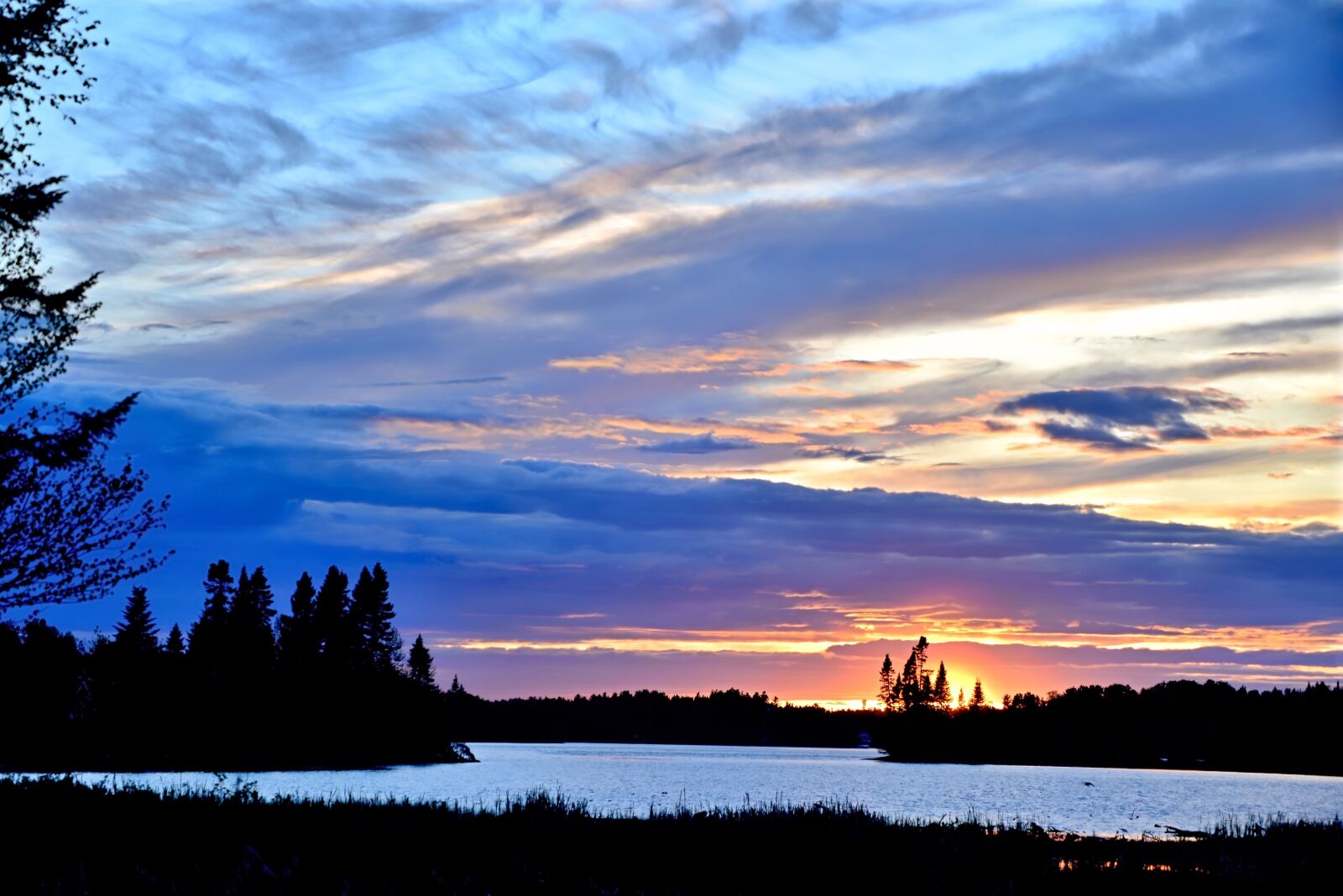 Nikon D610 sample photo. Sunset, twilight, evening photography