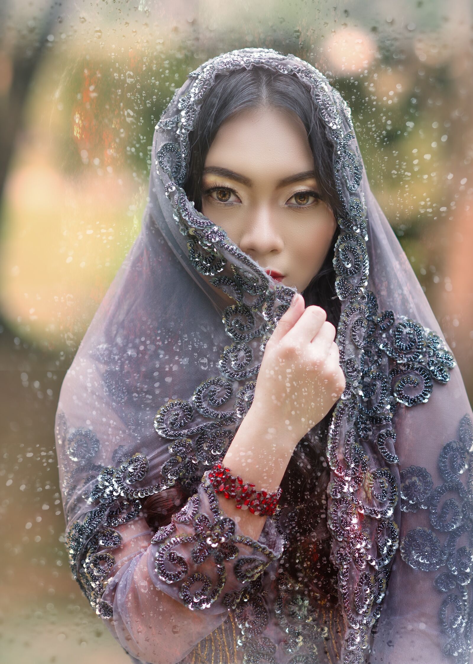 Nikon D3S sample photo. Woman, youth, veil photography