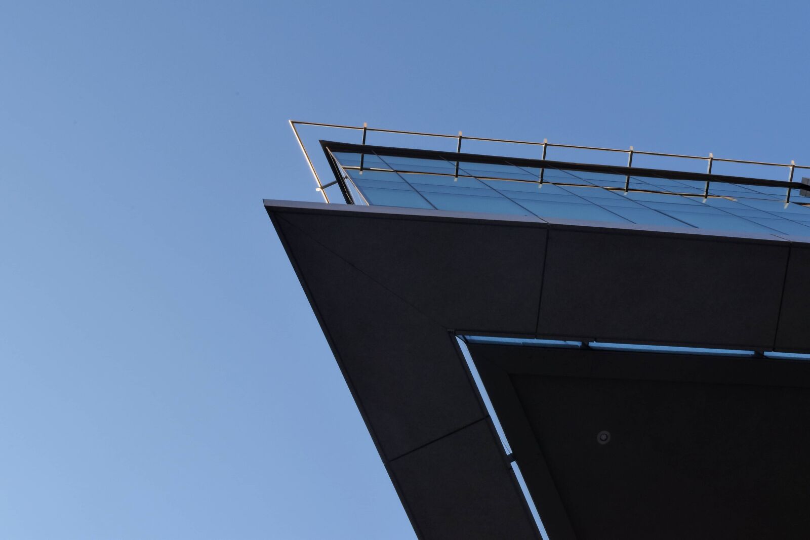 Nikon D5500 sample photo. Angle, futuristic, modern, urban photography