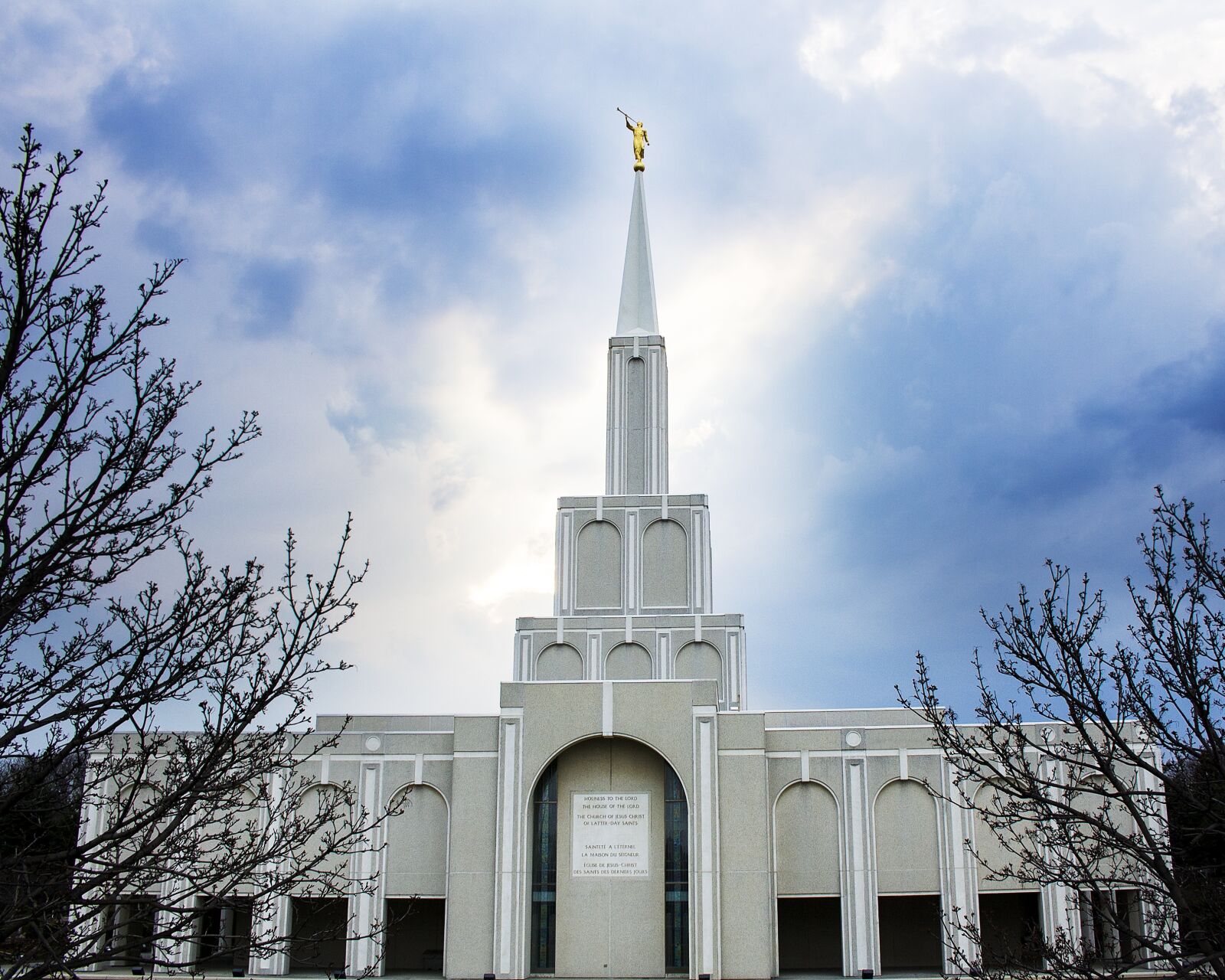 Canon EF-S 18-55mm F3.5-5.6 II sample photo. Architecture, temple, religion photography