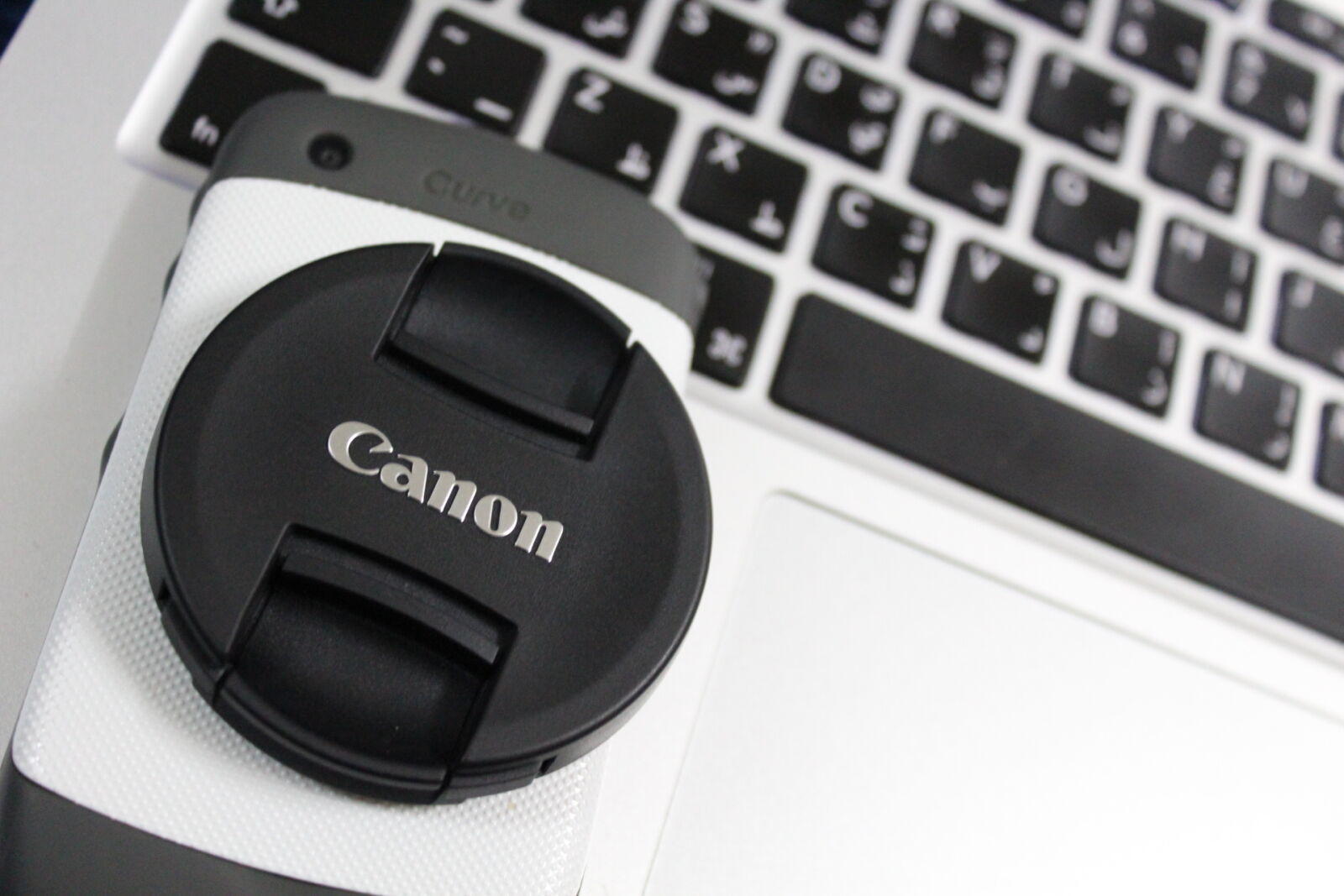 Canon EOS 1200D (EOS Rebel T5 / EOS Kiss X70 / EOS Hi) sample photo. Apple, blackberry, cam, canon photography