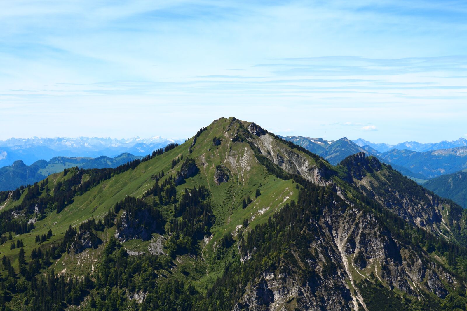 Canon EOS 1300D (EOS Rebel T6 / EOS Kiss X80) sample photo. Mountain, sky, nature photography