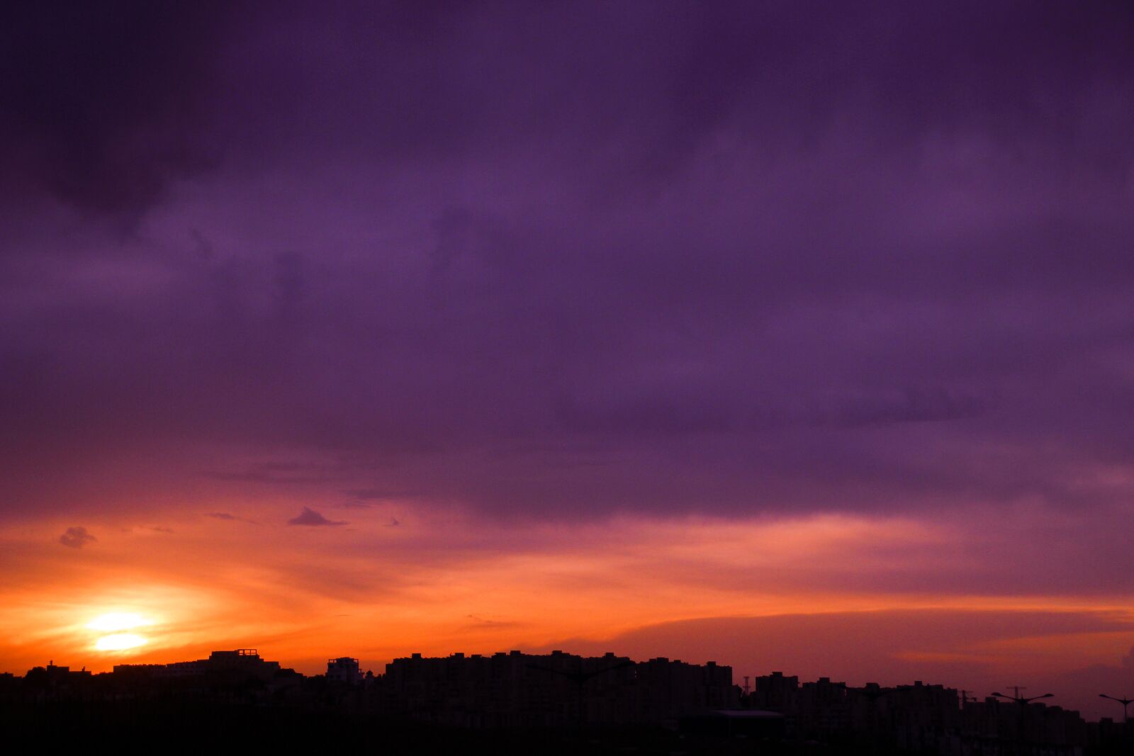 Canon EOS 600D (Rebel EOS T3i / EOS Kiss X5) sample photo. Landscape, sun, clouds photography