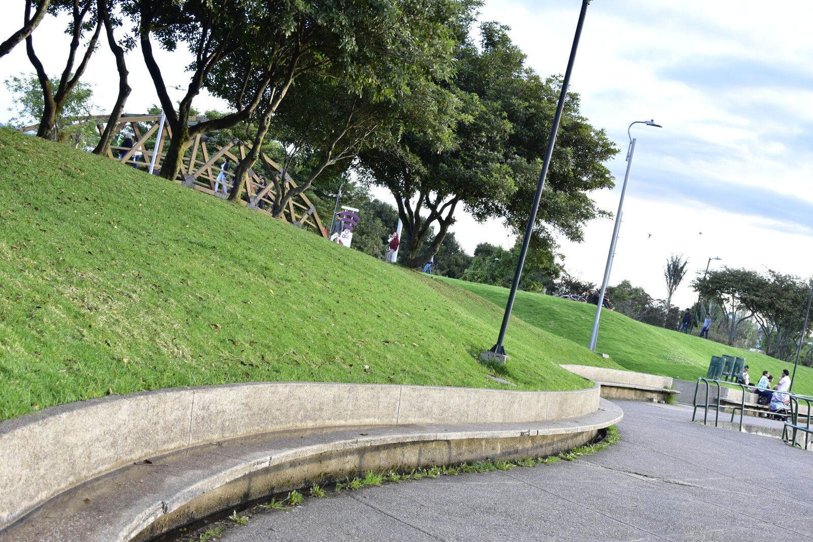 Nikon D5600 sample photo. Simon bolivar, park, bogota photography