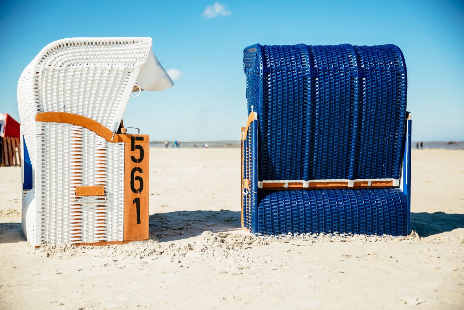 Canon EF 24-70mm F2.8L II USM sample photo. Beach, summer, beach chair photography