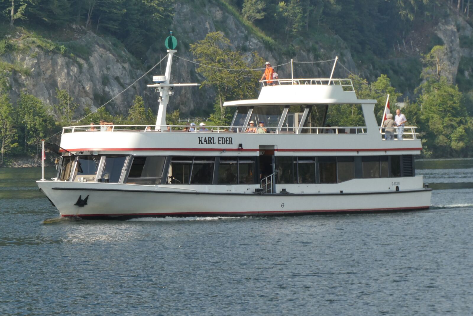 Panasonic Lumix DC-ZS70 (Lumix DC-TZ90) sample photo. Canal boat, traunsee, gmunden photography