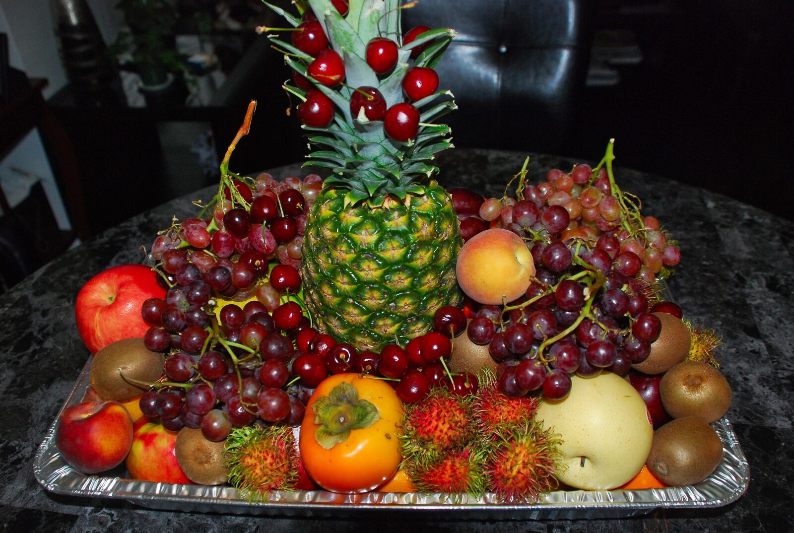 Nikon D80 sample photo. Fruits, fruit platter, pineapple photography
