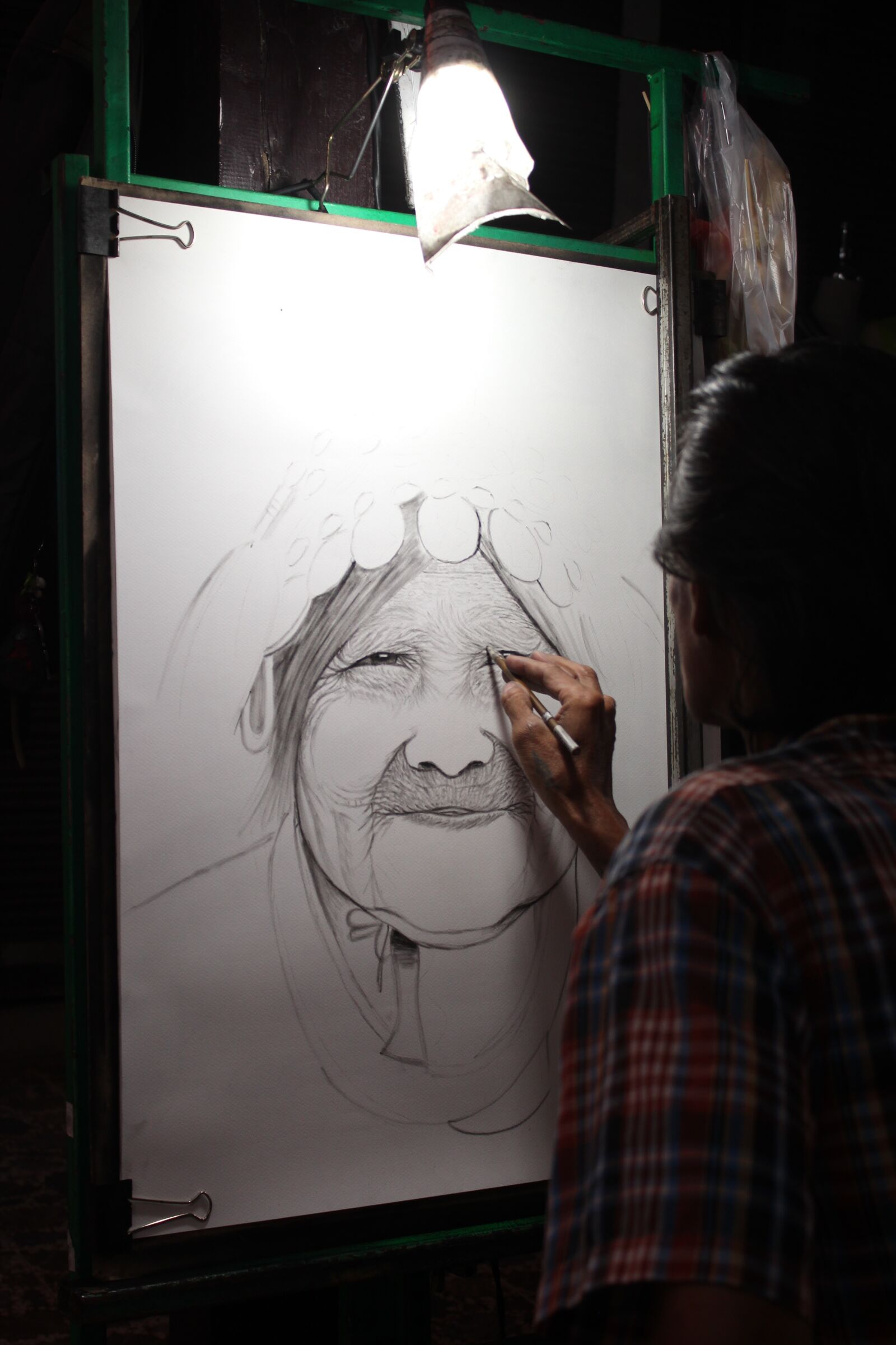 Canon EOS 600D (Rebel EOS T3i / EOS Kiss X5) sample photo. Painter, sketch, drawing lessons photography