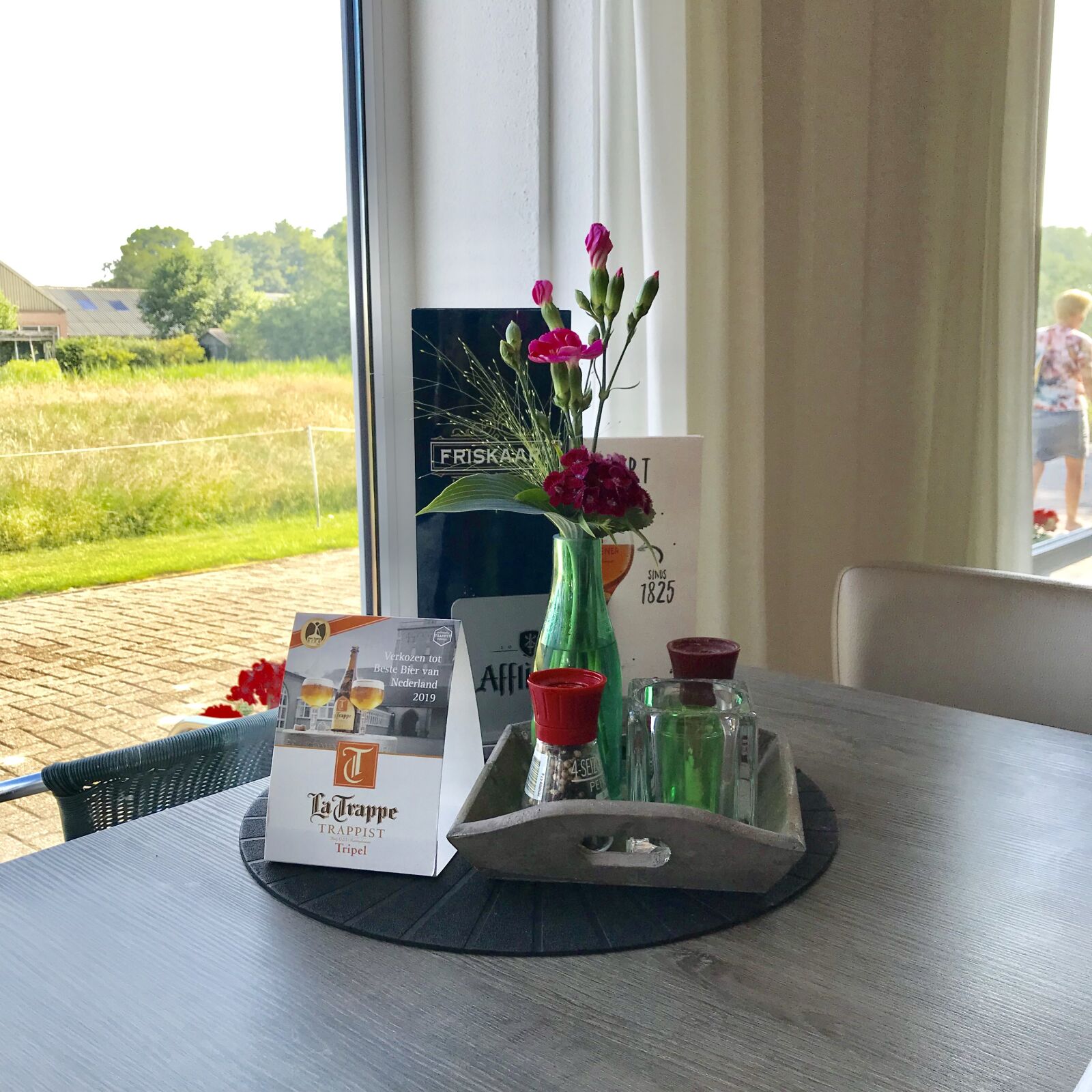 iPhone 7 back camera 3.99mm f/1.8 sample photo. Netherlands, restaurant, decoration photography