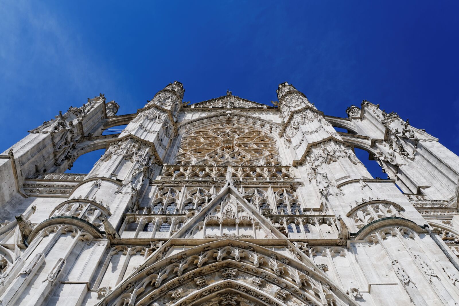 Nikon D300S sample photo. Cathedral, beauvais, picardy photography