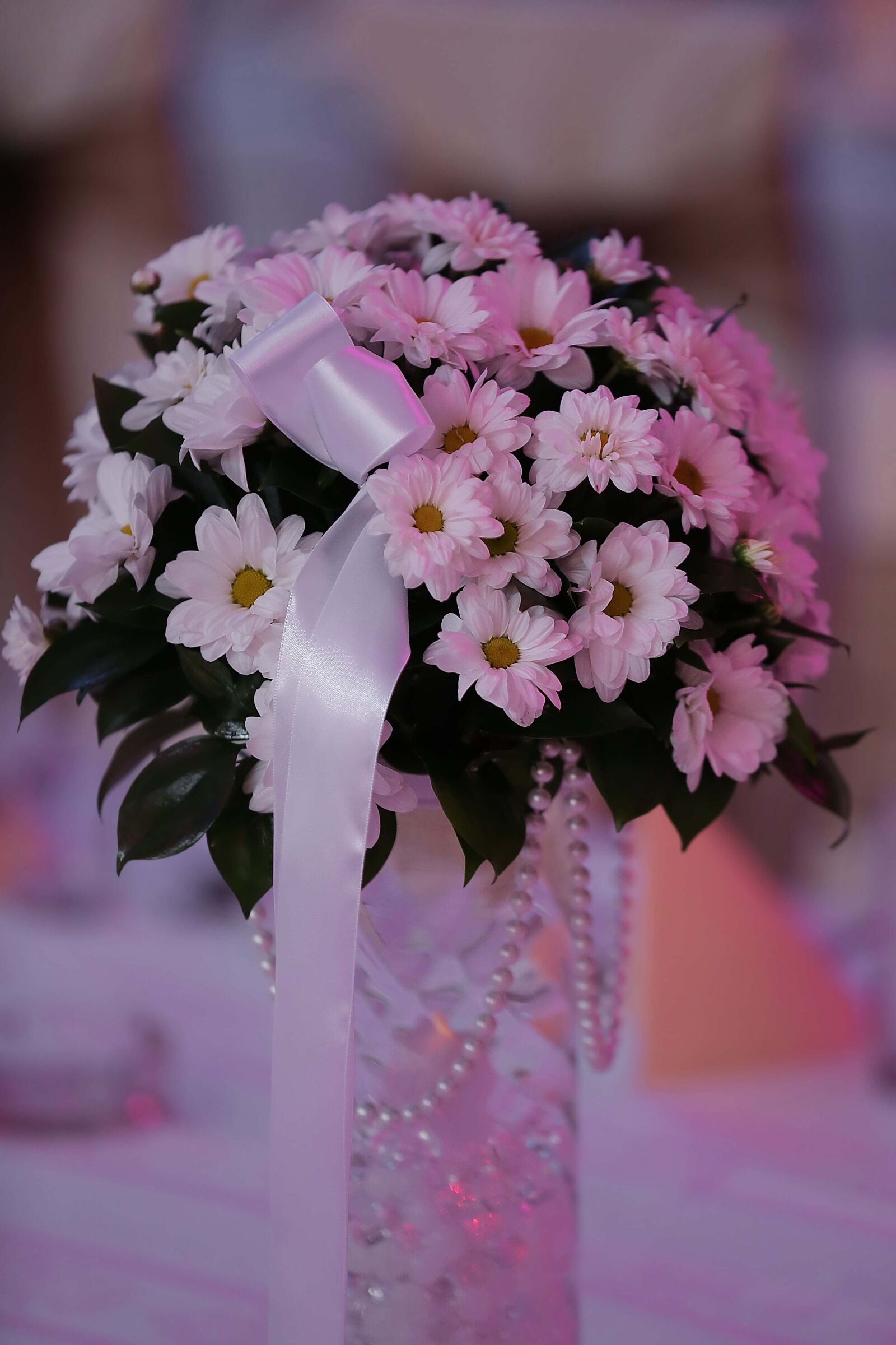 Canon EF 70-200mm F2.8L IS II USM sample photo. Pearl, wedding bouquet, still photography