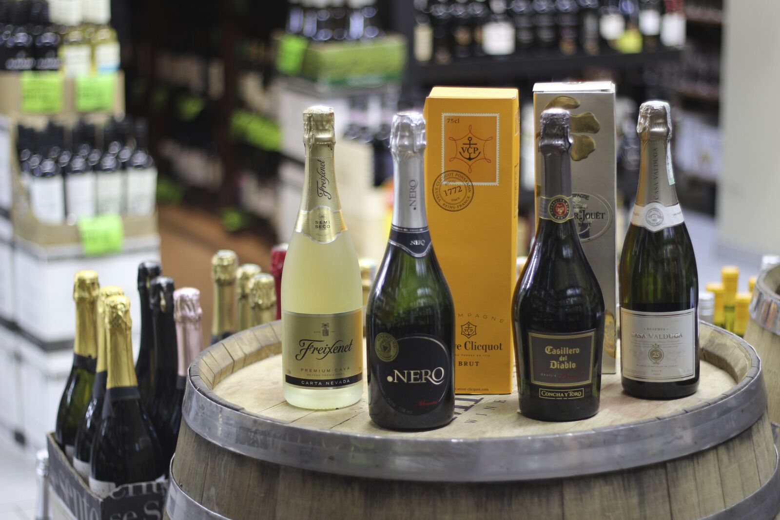 Canon EOS 600D (Rebel EOS T3i / EOS Kiss X5) sample photo. Champagne, drink, alcohol photography