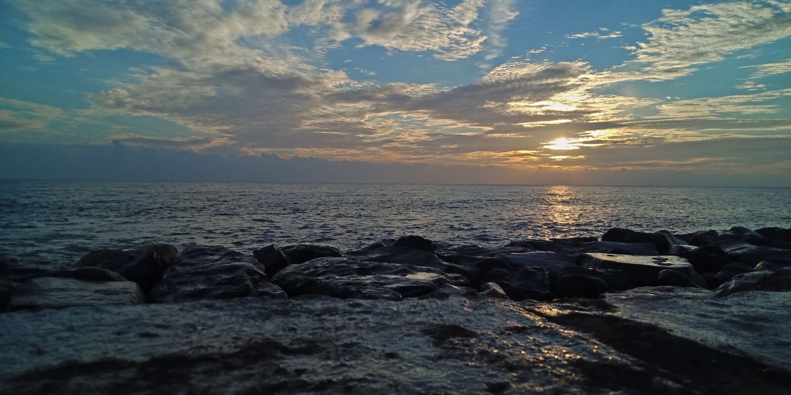 OPPO A83(2018) sample photo. Sunset, see, awesome photography