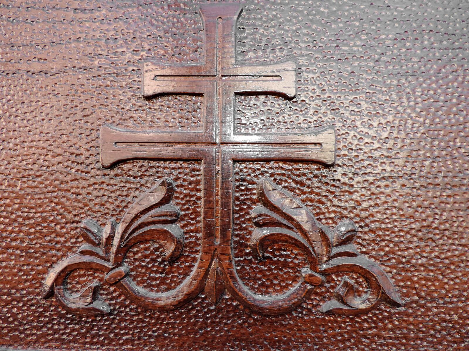 Nikon Coolpix P520 sample photo. Arabesque, carving, christian, christianity photography