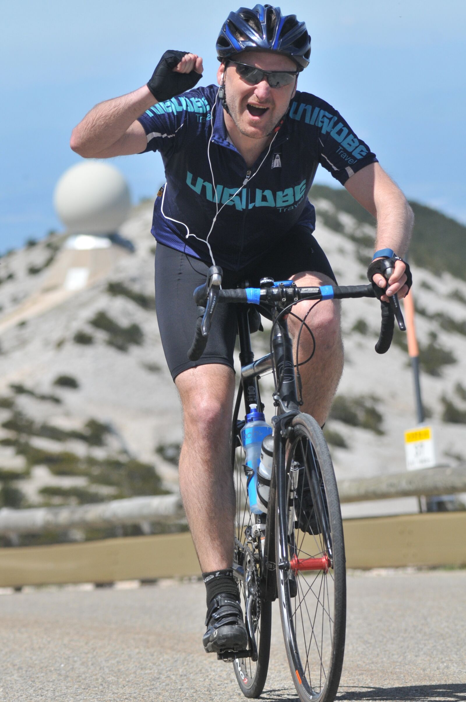 Nikon D300S sample photo. Cyclist, professional road bicycle photography