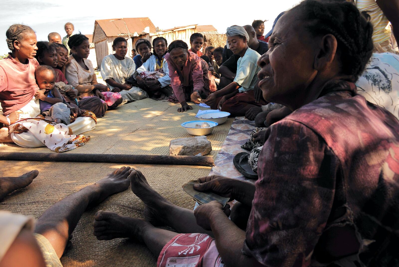 Nikon D60 sample photo. Village, women, saving, loan photography