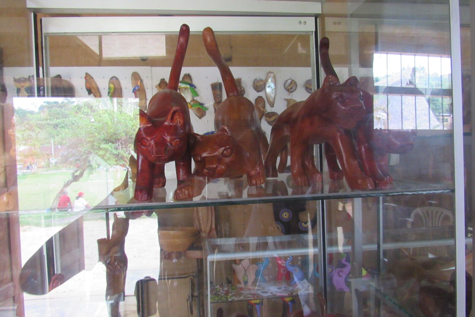 Canon PowerShot SX530 HS sample photo. Lamas, artesan as, san photography