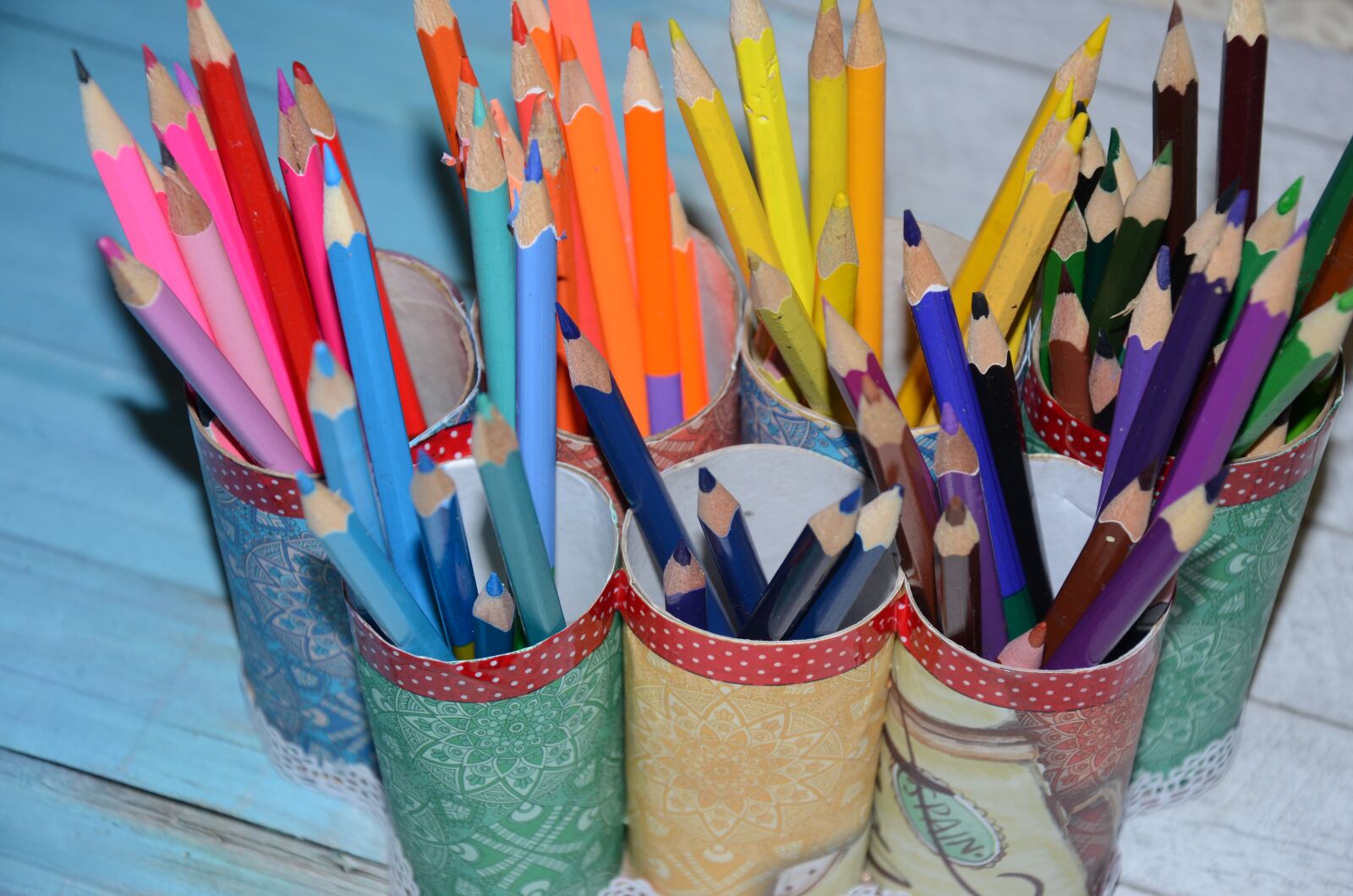 Nikon D7000 sample photo. Pencils, color, rainbow photography