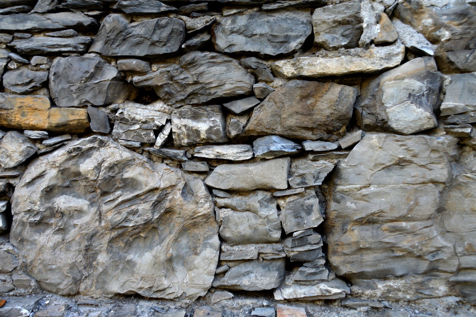 Nikon D3200 sample photo. Texture, natural stone wall photography