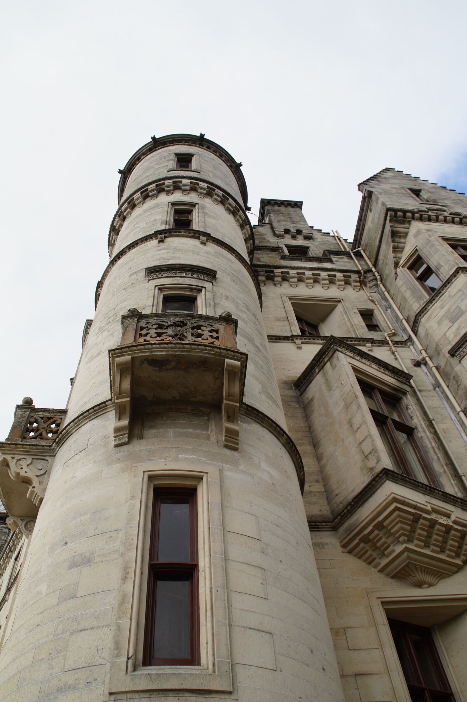 Sony SLT-A58 sample photo. Dunrobin castle, castle, fairy photography