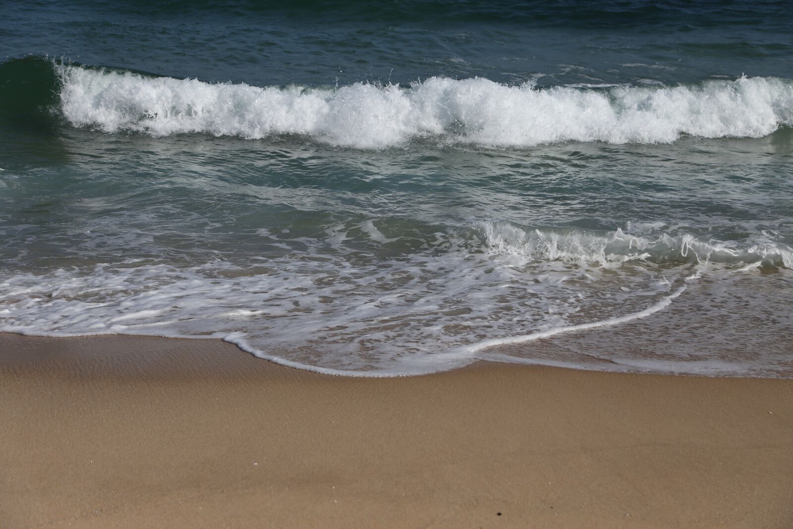 Canon EOS 6D + Canon EF 24-105mm F4L IS USM sample photo. Sea, sandy, sandy beach photography