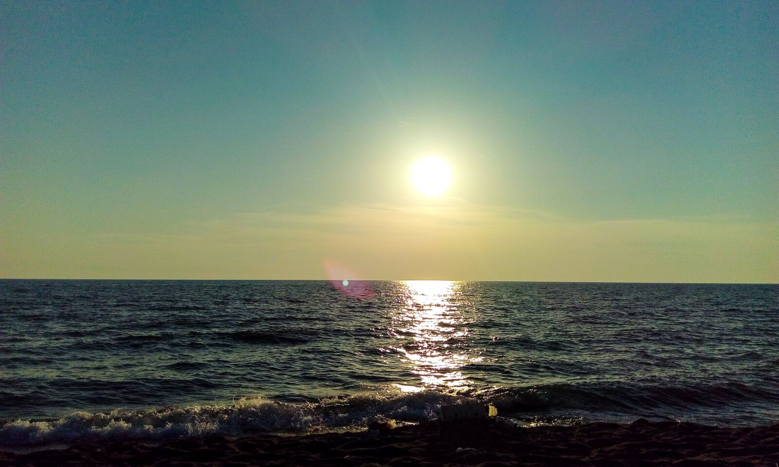 HTC DESIRE 626G+ DUAL SIM sample photo. Beach, sun, summer photography