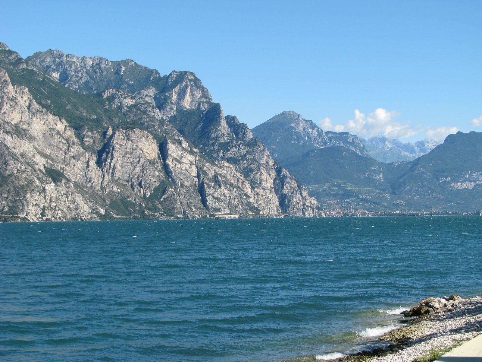Canon POWERSHOT S5 IS sample photo. Lake garda, malcesine, riva photography
