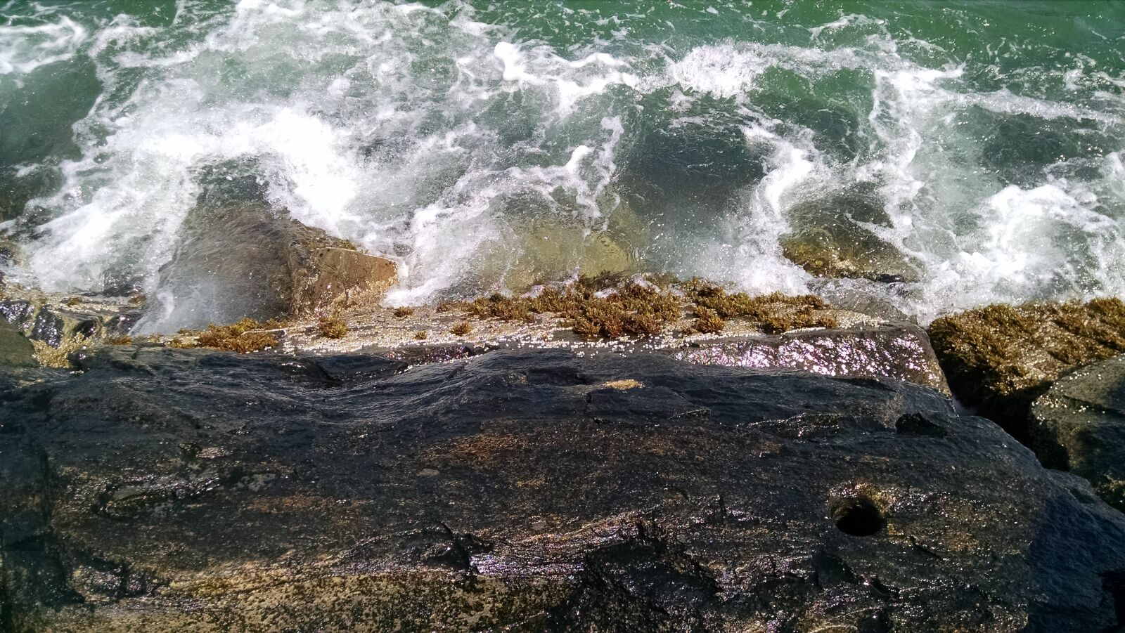 Motorola Moto X (1st Gen) sample photo. Beach, froth, ocean, surf photography