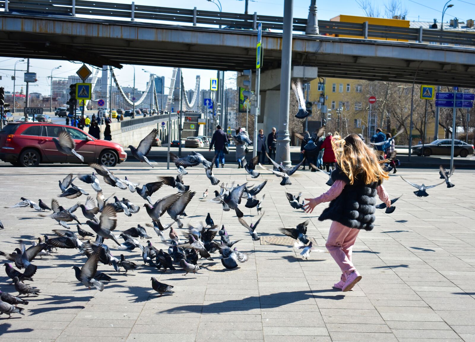 Nikon D3400 sample photo. People, megalopolis, motion photography