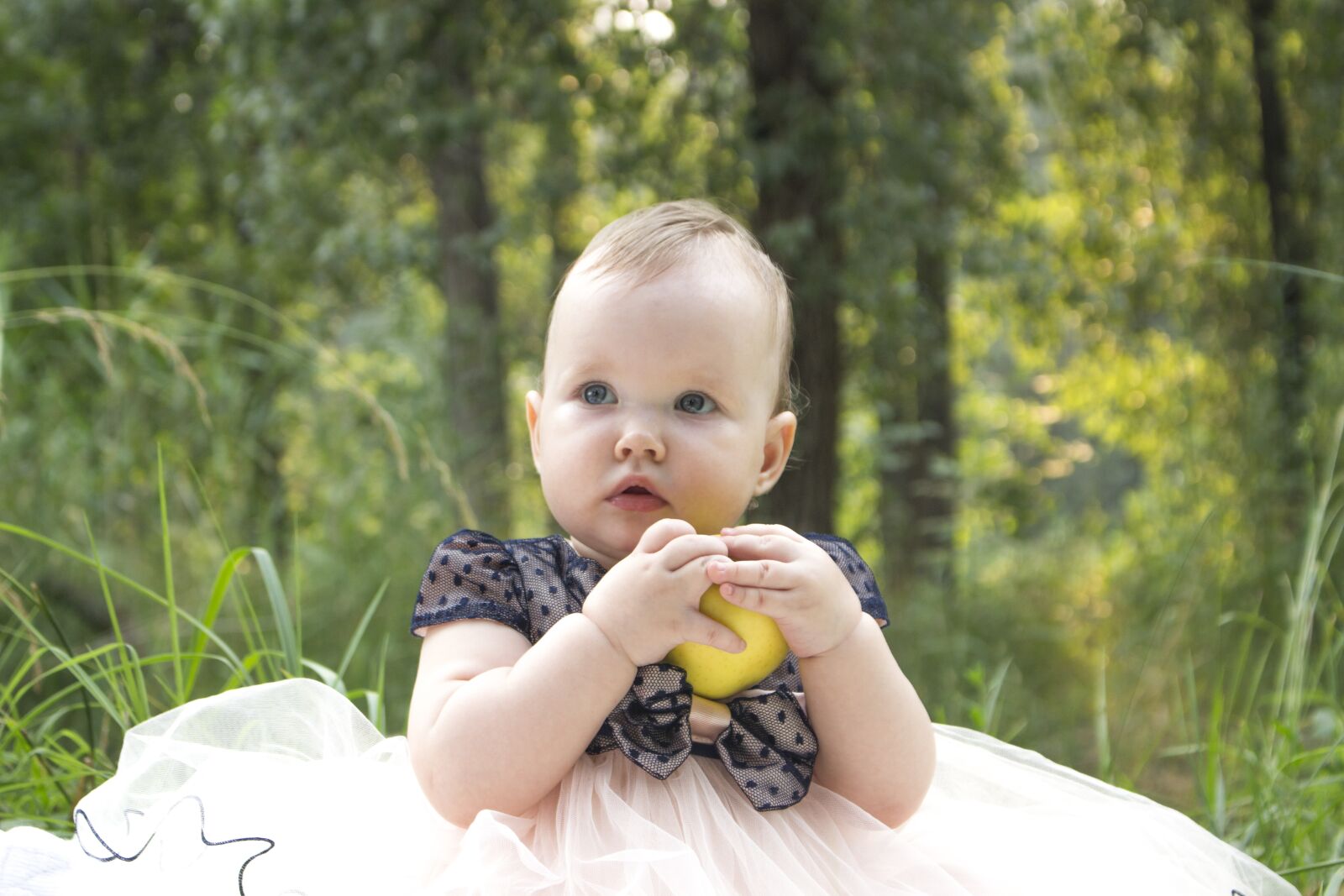 Canon EOS 700D (EOS Rebel T5i / EOS Kiss X7i) sample photo. Vasilisa, in the forest photography