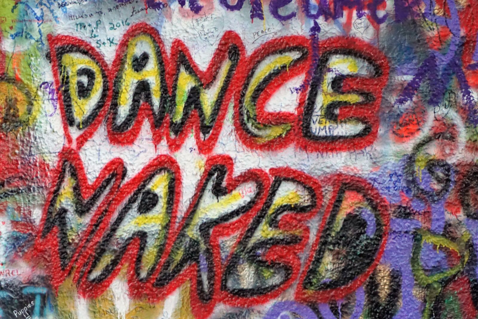 Sony a6000 sample photo. John lennon wall, prague photography