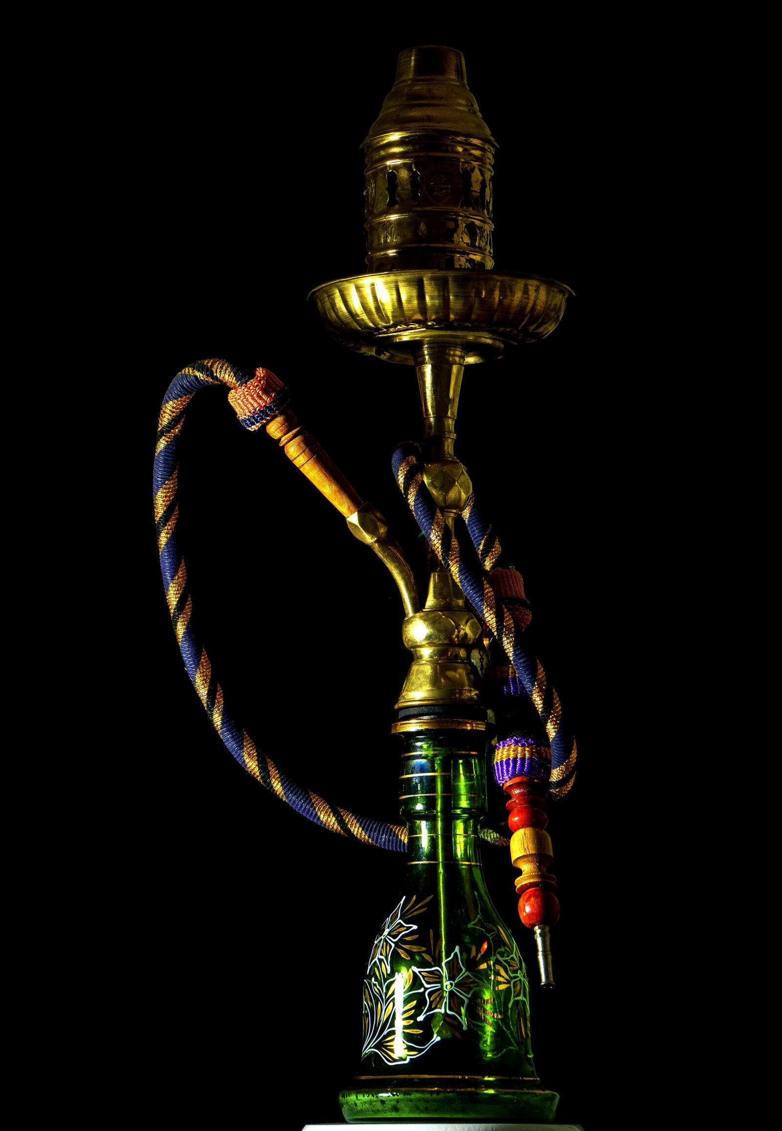 Sony a6000 + Sony E PZ 18-105mm F4 G OSS sample photo. Hookah, brass, bazaar photography