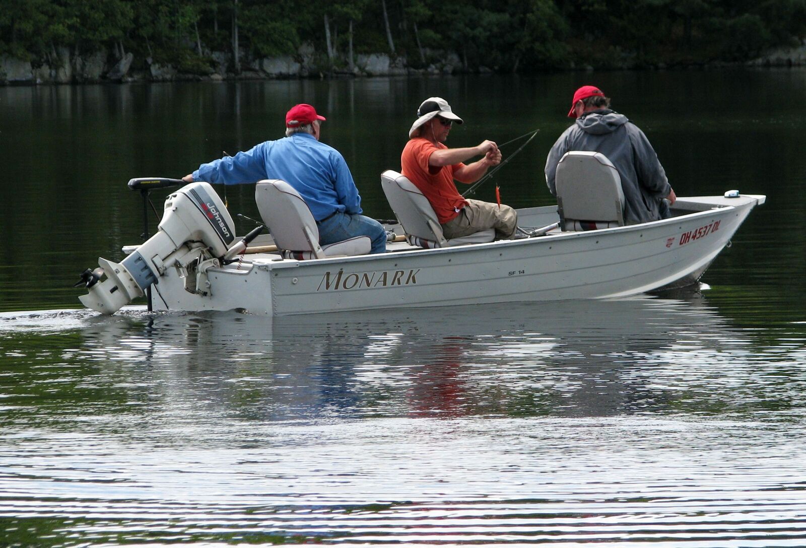 Canon POWERSHOT S5 IS sample photo. Fishermen, fishing, boat photography
