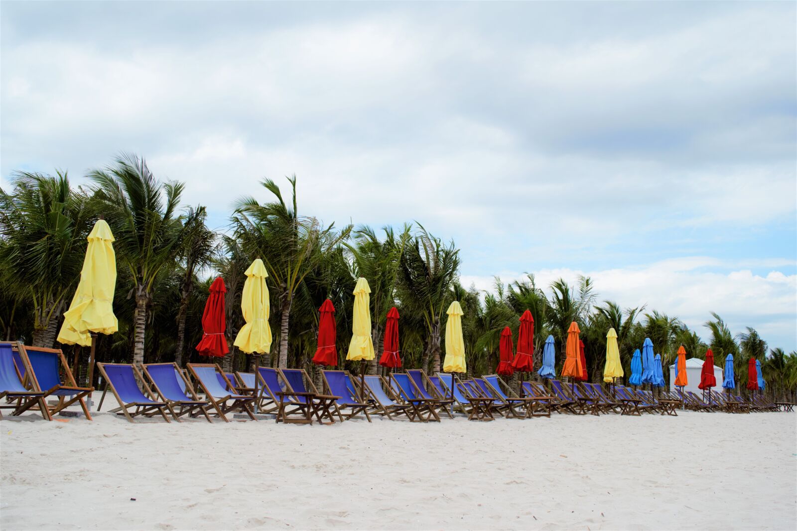 Nikon D5300 sample photo. The beach, th, mg photography