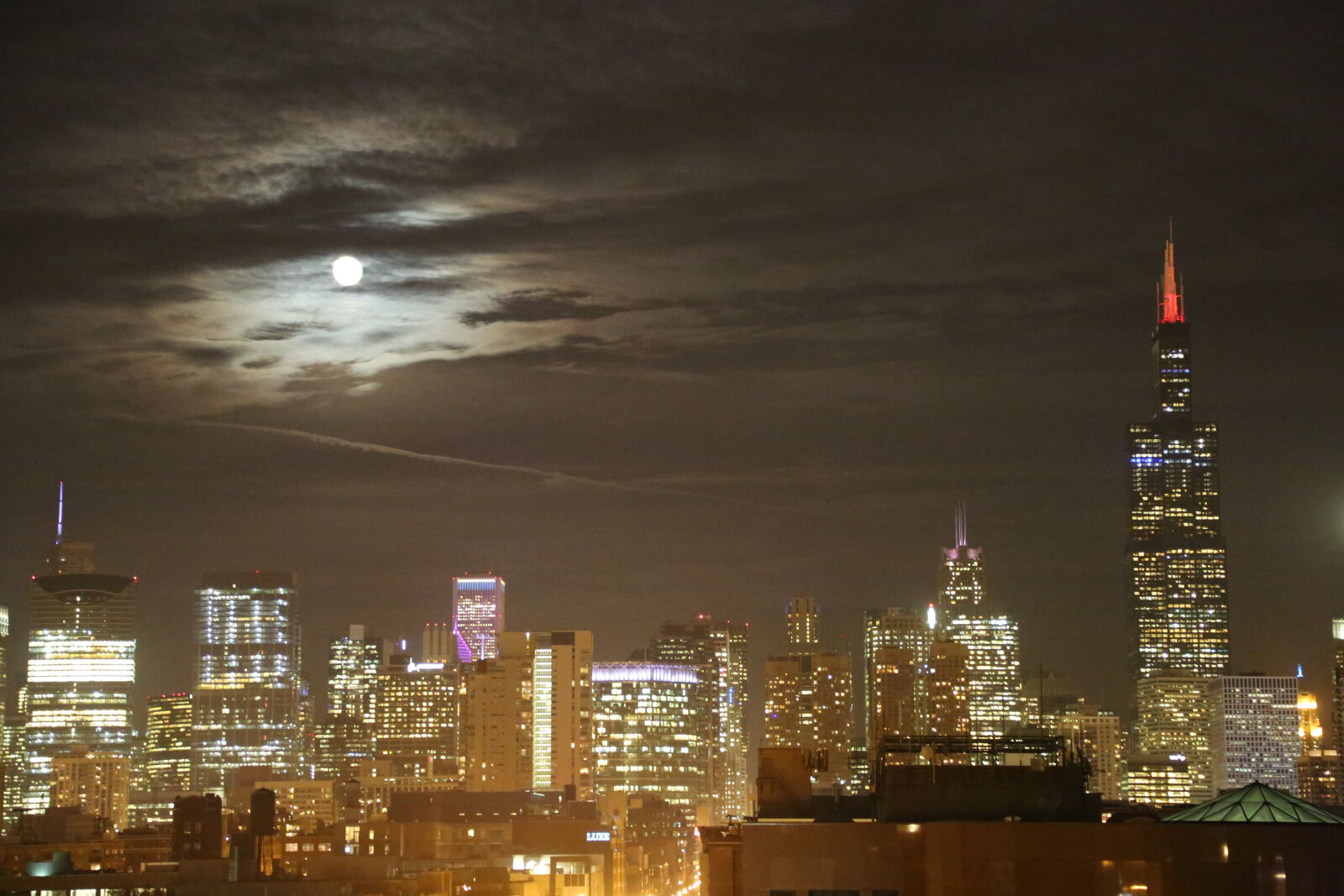 Canon EOS 5D Mark III sample photo. Chicago, moon, rise photography