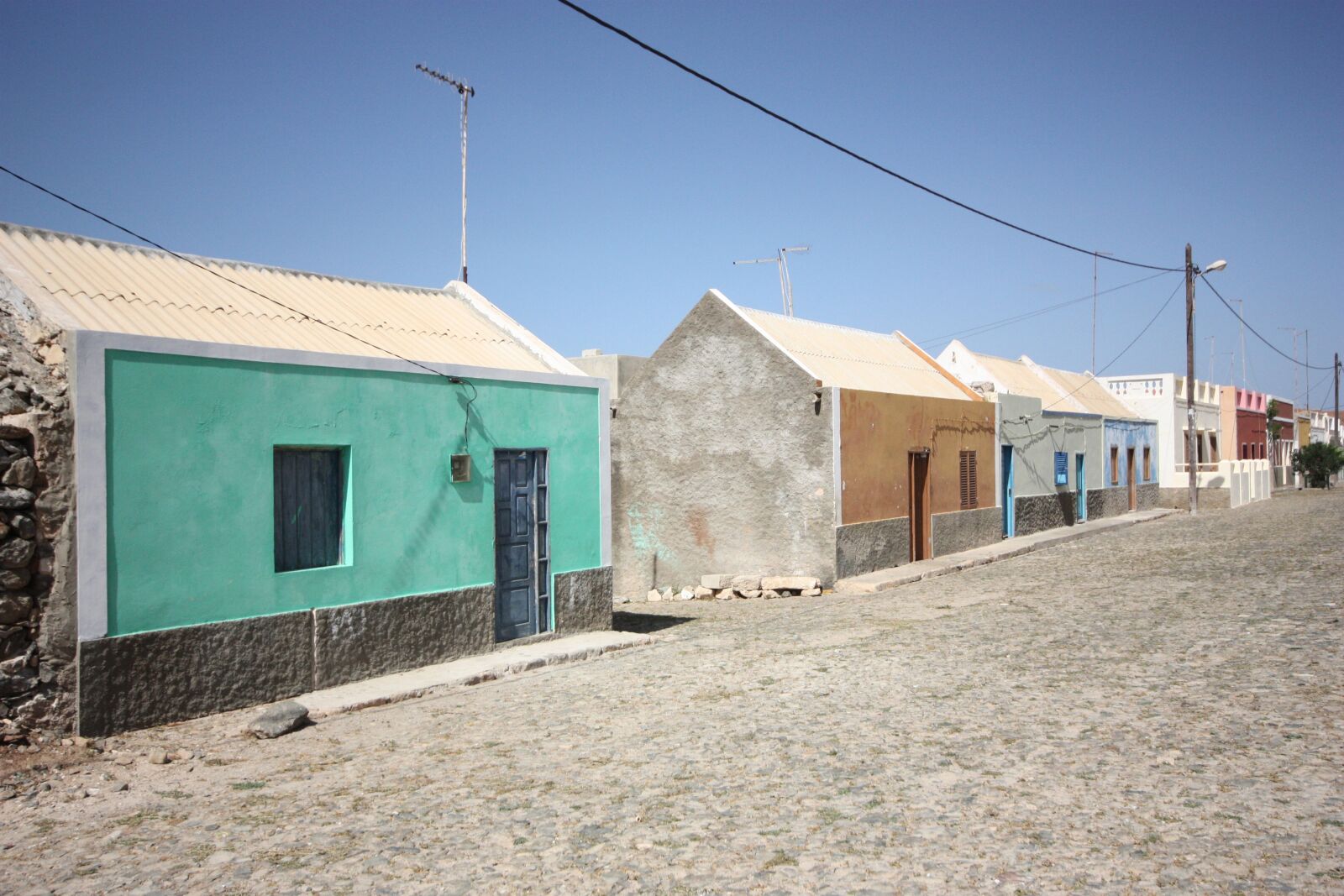 Canon EOS 450D (EOS Rebel XSi / EOS Kiss X2) sample photo. Cape verde, village, sal photography