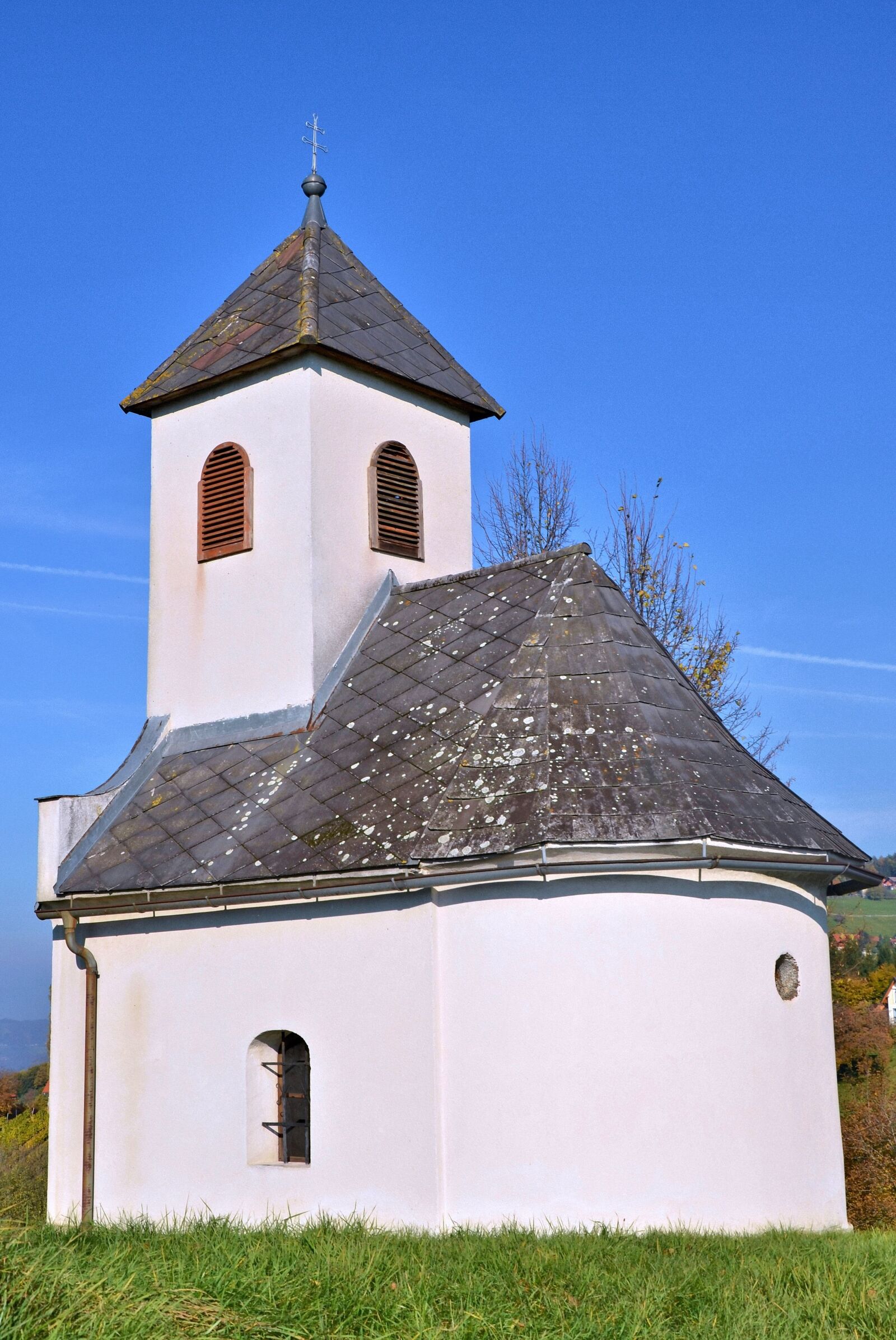 Nikon D5100 sample photo. Chapel, sky, autumn photography