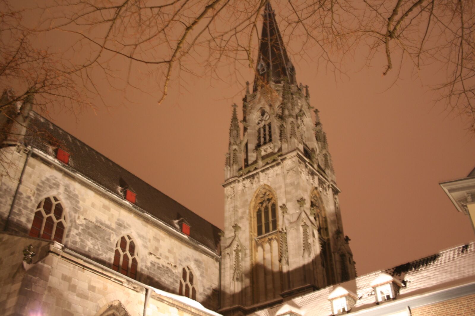 Canon EOS 350D (EOS Digital Rebel XT / EOS Kiss Digital N) sample photo. Aachen cathedral, dom, cathedral photography