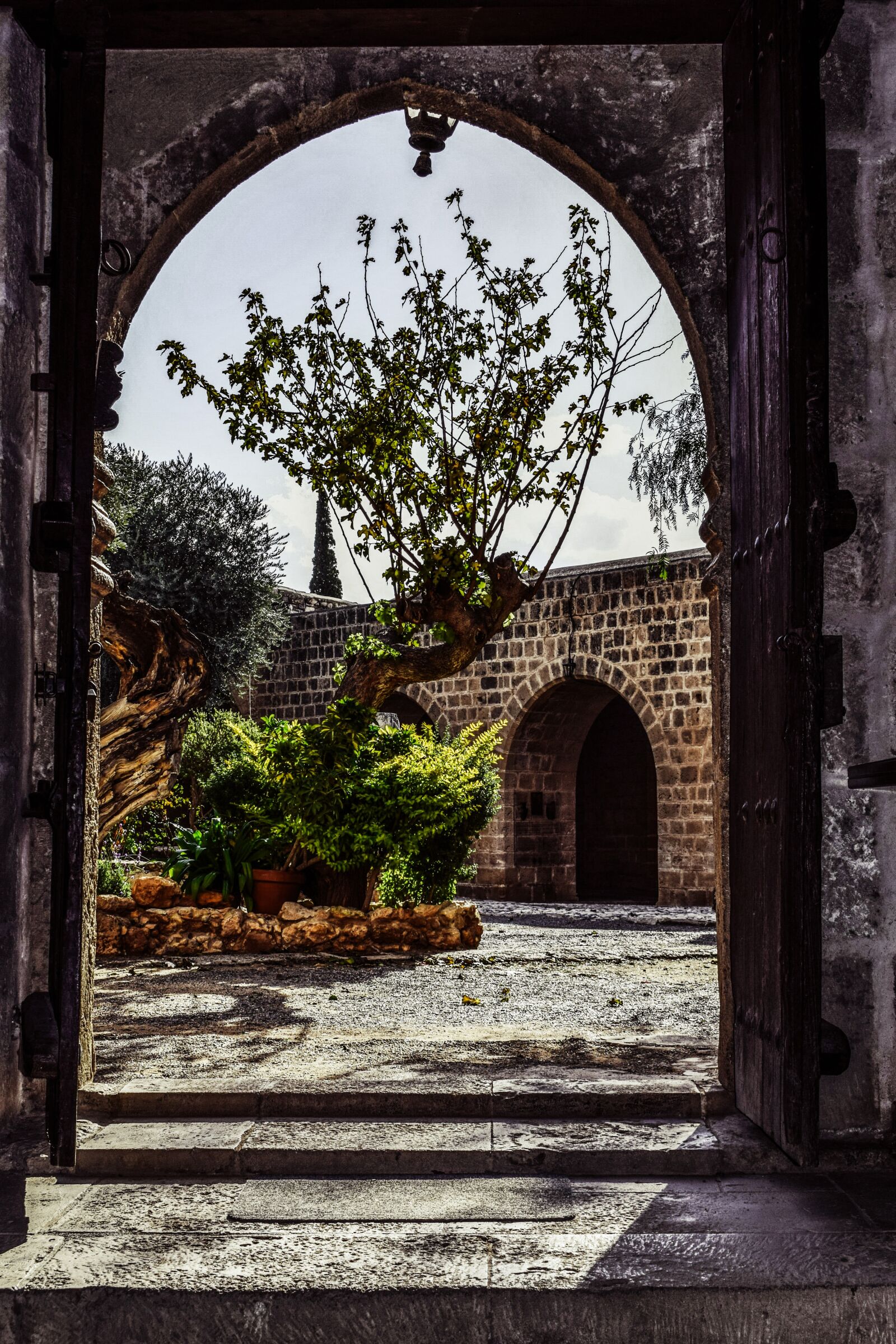 Nikon D3300 sample photo. Door, gate, church photography